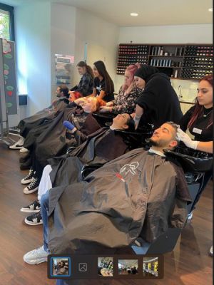Bild 1 - Friseure.jpg
