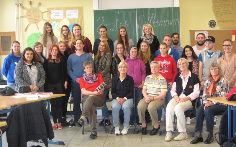 Erzieher: Austausch der Generationen